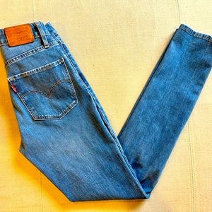 Levi's 721 L.O.L.  High-rise Leg 18882-0186 Skinny Jeans
